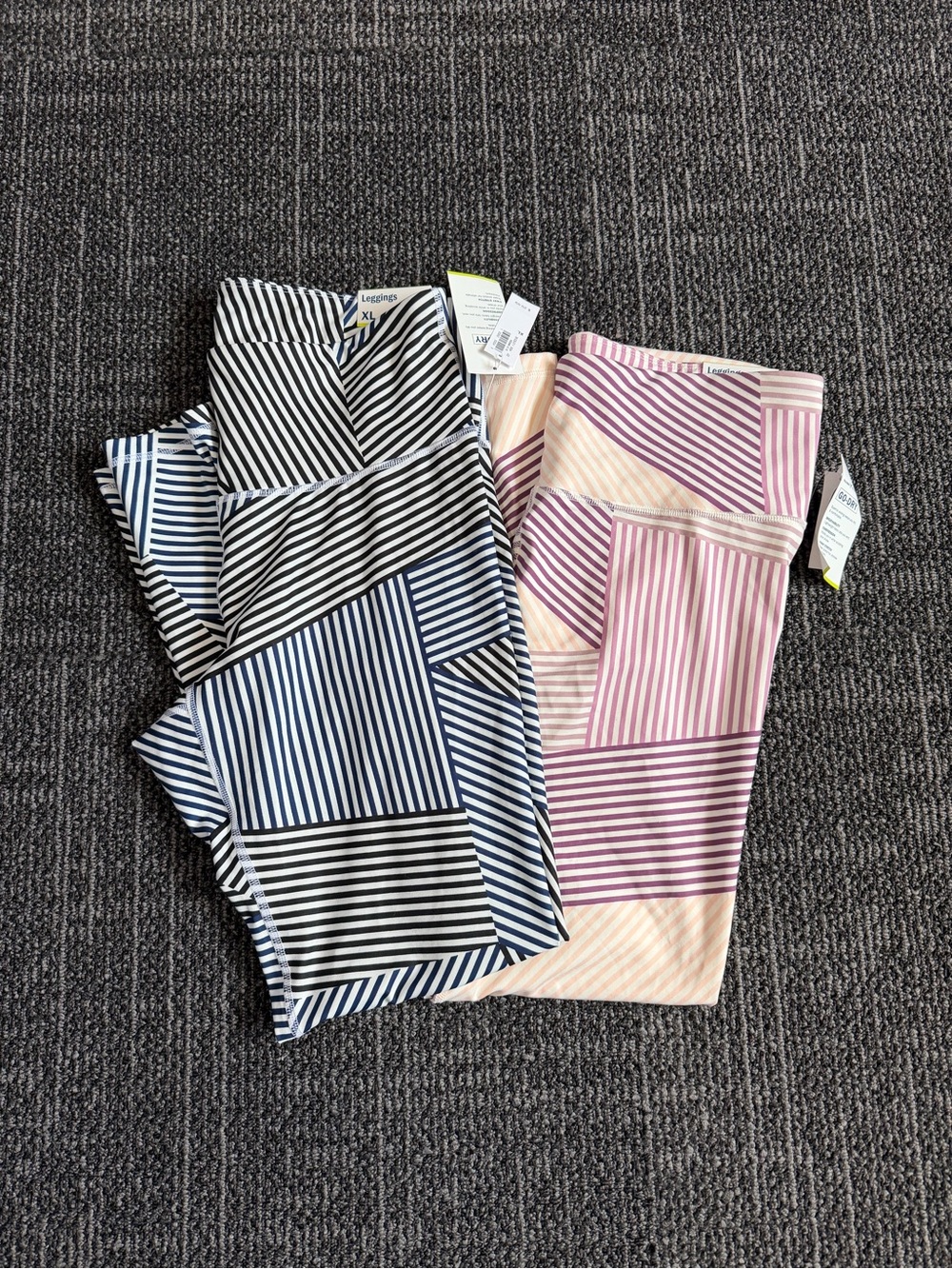 Old Navy Active Go Dry Geometric Striped Leggings XL Lot of 2 NWT